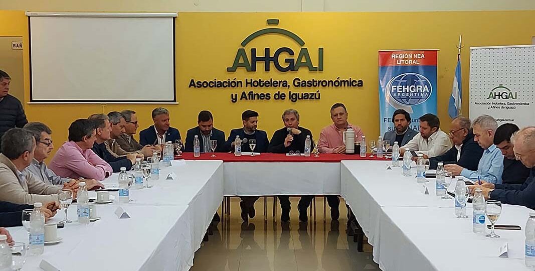 AEHG La Plata en la reunión de la Región NEA Litoral de FEHGRA