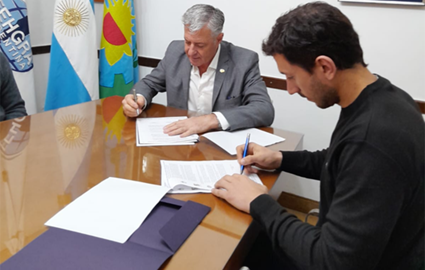 La AEHG La Plata y la Municipalidad de Mercedes firmaron un nuevo convenio de cooperación